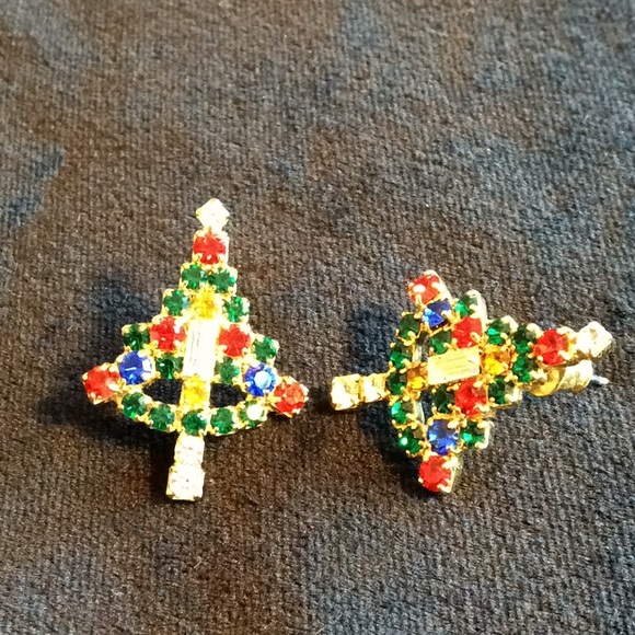 Vintage Austrian Crystal Christmas Tree Earrings - Picture 3 of 3